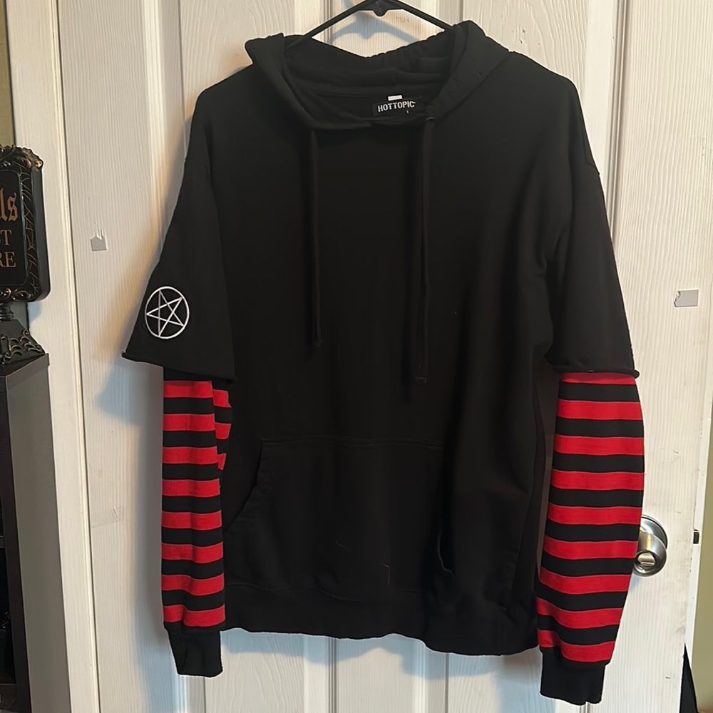 Striped Sleeve Pentagram Hoodie